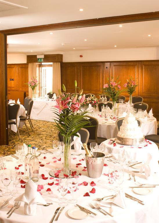 Cisswood House Hotel Horsham Ngoại thất bức ảnh