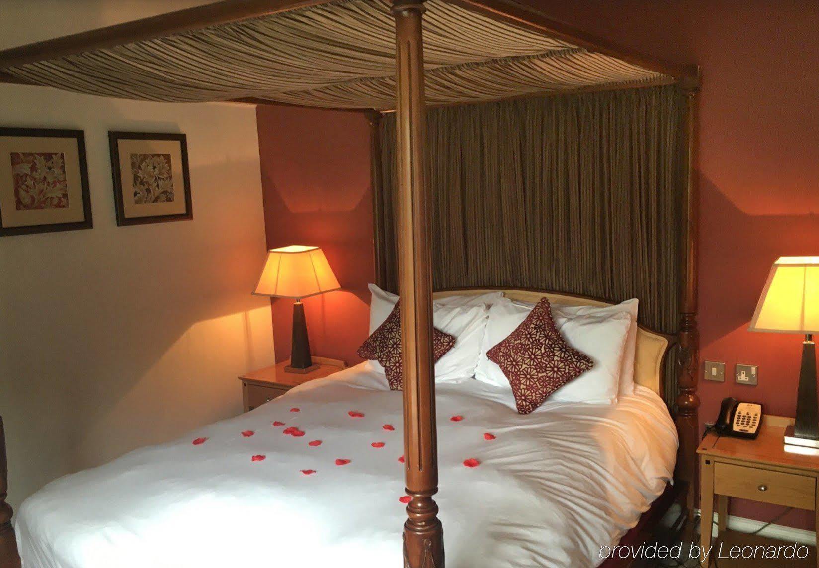 Cisswood House Hotel Horsham Ngoại thất bức ảnh